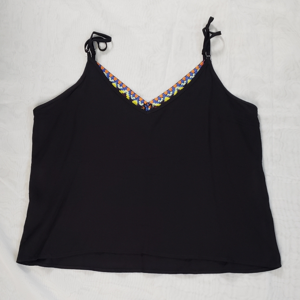 V-neck Cami - Picture 2 of 11